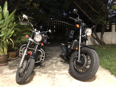 Honda Phantom 200cc (left) - Honda Rebel 500cc (right)